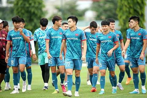 Tuyển Olympic Việt Nam tham dự Asiad 19: Cơ hội rèn giũa lứa U20 - Ảnh 1. Tuyển Olympic Việt Nam kiên trì với kế hoạch rèn giũa lứa tuyển thủ U20 cho tương lai - Ảnh: HOÀNG TÙNG