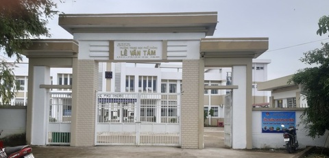 Trường Trung học phổ thông Lê Văn Tám, thị xã Ngã Năm, tỉnh Sóc Trăng - Ảnh: N.NĂM Trường Trung học phổ thông Lê Văn Tám, thị xã Ngã Năm, tỉnh Sóc Trăng - Ảnh: N.NĂM