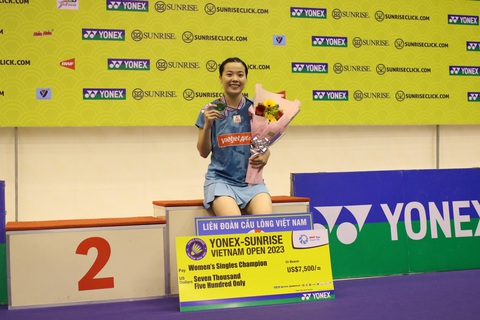 Khán giả ‘rớt tim’ cùng Nguyễn Thùy Linh vô địch Vietnam Open - Ảnh 4. Nguyễn Thùy Linh bảo vệ thành công ngôi vô địch - Ảnh: T.P