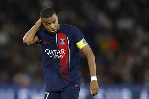 PSG không còn xứng với Mbappe - Ảnh 1. Giấc mơ và lý tưởng của Mbappe đang bị PSG giam cầm - Ảnh: REUTERS
