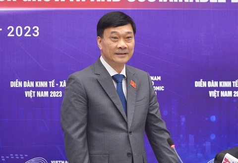 Ông Vũ Hồng Thanh: Việt Nam là điểm sáng trong 'bức tranh xám màu' kinh tế thế giới - Ảnh 1. Ông Vũ Hồng Thanh - Ảnh: GIA HÂN