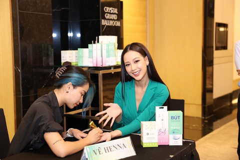 Ra mắt thương hiệu sản phẩm vệ sinh phụ nữ - Dr.Wet - Ảnh 2. Ra mắt thương hiệu sản phẩm vệ sinh phụ nữ - Dr.Wet - Ảnh 2.