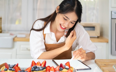 Tăng doanh thu nhờ đáp ứng nhu cầu thanh toán không tiền mặt - Ảnh 2. Tăng doanh thu nhờ đáp ứng nhu cầu thanh toán không tiền mặt - Ảnh 2.
