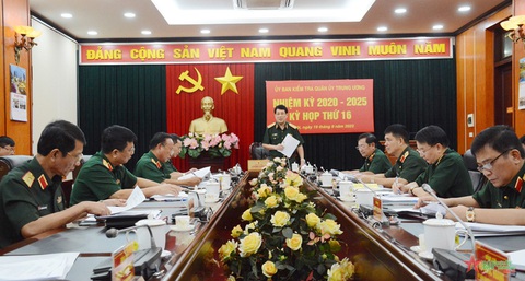 Ủy ban Kiểm tra Quân ủy Trung ương đề nghị kỷ luật 56 tập thể, cá nhân - Ảnh 1. Ủy ban Kiểm tra Quân ủy Trung ương (nhiệm kỳ 2020 - 2025) tổ chức kỳ họp thứ 16 - Ảnh: QĐND