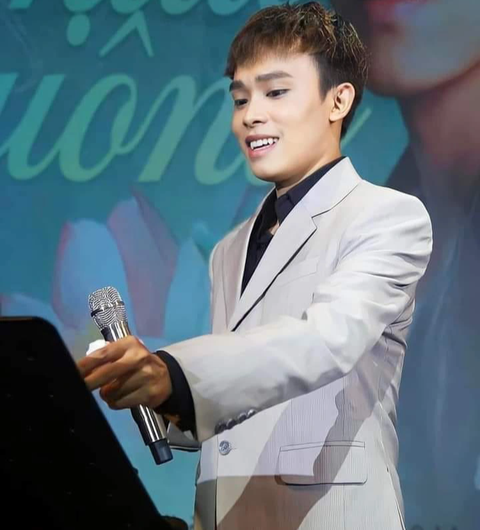 Hồ Văn Cường và FC của Hồ Văn Cường đóng góp giúp đỡ các nạn nhân vụ cháy - Ảnh: NVCC Hồ Văn Cường và FC của Hồ Văn Cường đóng góp giúp đỡ các nạn nhân vụ cháy - Ảnh: NVCC
