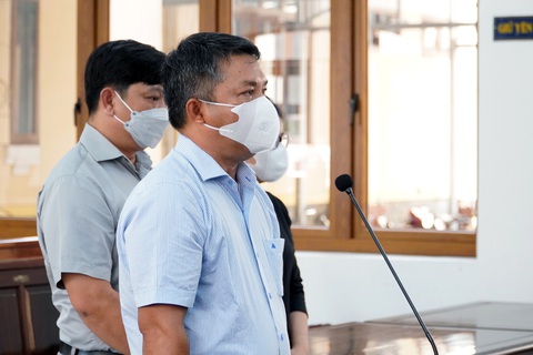 Vụ khu dân cư đô thị Dầu Giây: Lại hoãn phiên tòa vì tranh cãi... tội danh - Ảnh 1. Phiên tòa xét xử cựu tổng giám đốc Công ty Phú Việt Tín bán nền ở khu dân cư đô thị Dầu Giây nhiều lần bị tạm hoãn - Ảnh: AN BÌNH