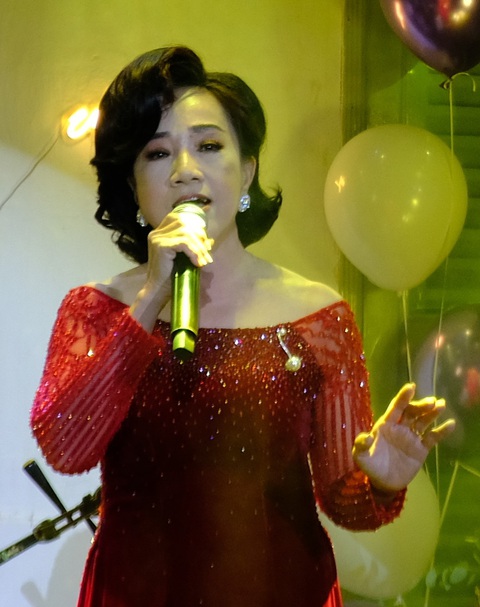Nghệ sĩ Phương Hồng Thủy - Ảnh: LINH ĐOAN Nghệ sĩ Phương Hồng Thủy - Ảnh: LINH ĐOAN