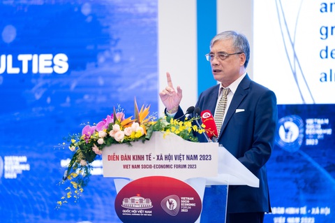 Nền kinh tế đang thừa tiền, nhưng doanh nghiệp 'đói vốn' và đang kiệt sức - Ảnh 1. Theo chuyên gia kinh tế Trần Đình Thiên, nhiều doanh nghiệp 'đói vốn' nhưng lâm vào tình thế ‘không thể, không dám và không cần’ vay vốn - Ảnh: CTV