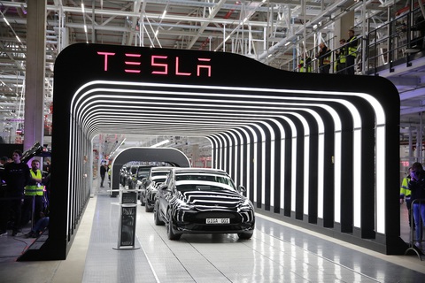 Tesla chỉ mất 200 ngày để sản xuất 1 triệu xe - Ông lớn từ Mỹ cuối cùng đã thức tỉnh - Ảnh 1. Tesla cuối cùng đã giải quyết được rắc rối trong khâu sản xuất đã "đè nén" họ hơn một thập kỷ - Ảnh: Euroactiv