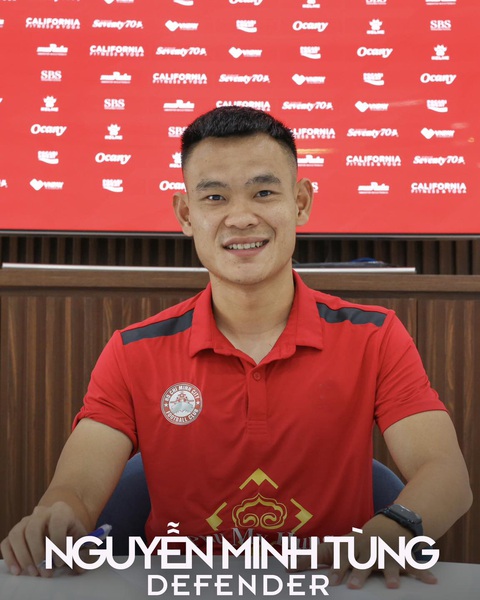 CLB TP.HCM 'chi bạo' để không còn lo trụ hạng V-League - Ảnh 2. Tân binh chất lượng của CLB TP.HCM - trung vệ Minh Tùng - Ảnh: HCMFC