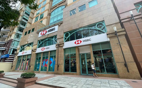 Ngân hàng HSBC Việt Nam lãi lớn, thu nhập bình quân nhân viên 70 triệu/tháng- Ảnh 1. Lãi tăng mạnh, thu nhập của cán bộ nhân viên HSBC Việt Nam cũng cao hơn năm trước - Ảnh: Website HSBC