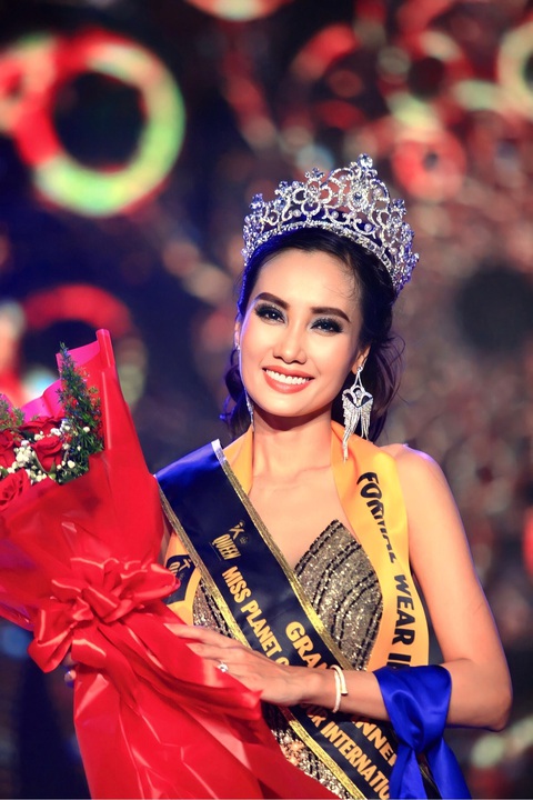 Chân dung Tân hoa hậu Vietnam King and Queen International 2023 - Huỳnh Thi - Ảnh 2. Chân dung Tân hoa hậu Vietnam King and Queen International 2023 - Huỳnh Thi - Ảnh 2.