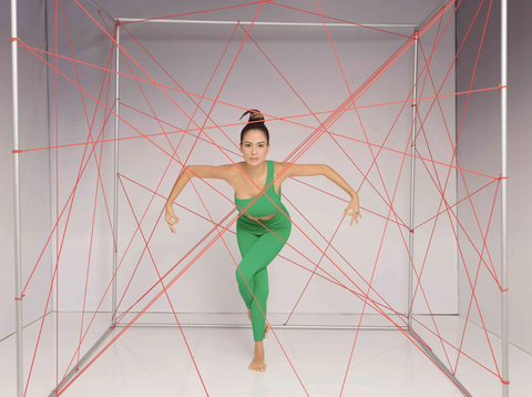 Như Vân chiến thắng thử thách tạo dáng yoga - Ảnh: BTC Như Vân chiến thắng thử thách tạo dáng yoga - Ảnh: BTC