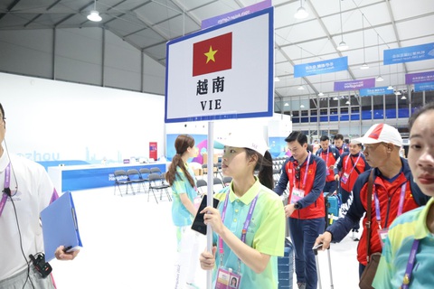 Đoàn thể thao Việt Nam có mặt tại Hàng Châu, sẵn sàng cho Asiad 19 - Ảnh 1. Đoàn thể thao Việt Nam có mặt tại Hàng Châu để tranh tài ở Asiad 19 - Ảnh: QUÝ LƯỢNG