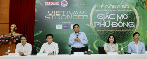 Ông Tăng Hữu Phong - tổng biên tập báo Sài Gòn Giải Phóng chia sẻ về dự án Giấc mơ Phù Đổng - Ảnh: BTC Ông Tăng Hữu Phong - tổng biên tập báo Sài Gòn Giải Phóng, chia sẻ về dự án Giấc mơ Phù Đổng - Ảnh: BTC