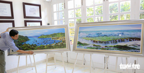 Bán đấu giá bình gốm, chậu nho cảnh…dáng 'độc' ủng hộ người nghèo - Ảnh 1. Hai tác phẩm nhiếp ảnh thiên nhiên tuyệt đẹp ở vịnh Vĩnh Hy và Hang Rái của nghệ sĩ Lê Văn Hùng - Ảnh: DUY NGỌC