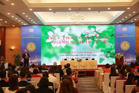 Fucoidan Umi No Shizuku nhận ‘Huy chương Vàng vì sức khỏe cộng đồng’ - Ảnh 1. Fucoidan Umi No Shizuku nhận ‘Huy chương Vàng vì sức khỏe cộng đồng’ - Ảnh 1.