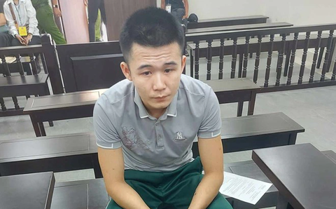Thanh niên sát hại gái bán dâm 42 tuổi vì bị đòi thêm tiền - Ảnh 1. Bị cáo Vụ tại tòa - Ảnh: NHƯ TRANG