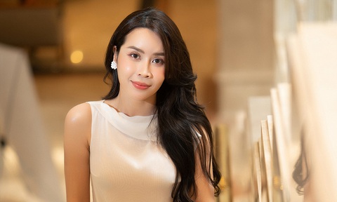 Lưu Hương Giang 'đạp gió rẽ sóng' bước tiếp sau biến cố - Ảnh 3. Lưu Hương Giang 'đạp gió rẽ sóng' bước tiếp sau biến cố - Ảnh 3.