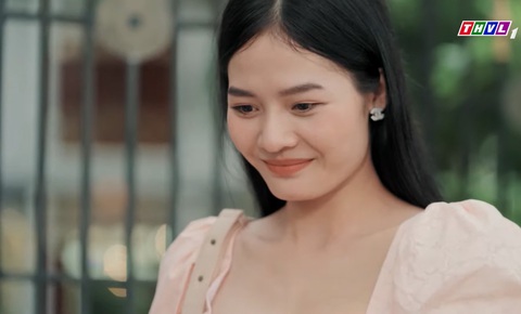Mẫu bạn gái 'red flag' của Huy Cường trong 'Người thầm lặng' khiến khán giả lắc đầu - Ảnh 2. Quỳnh Lam và Huy Cường là cặp đôi yêu nhau 8 năm với mối tình ngọt ngào, mơ mộng