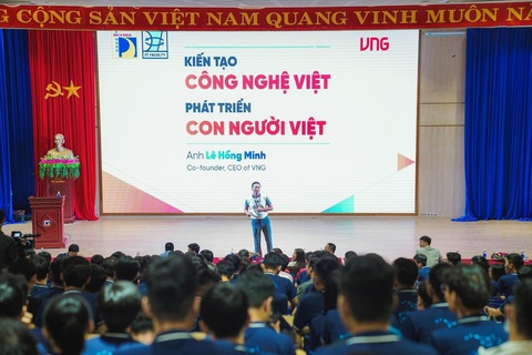 Bách Khoa Đà Nẵng: Xây dựng nguồn lực công nghệ thông tin miền Trung - Ảnh 3. Trường đại học Bách khoa - Đại học Đà Nẵng thường xuyên kết hợp cùng doanh nghiệp tổ chức các buổi chia sẻ, định hướng cho sinh viên