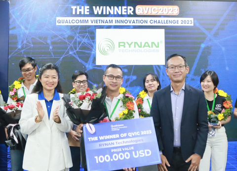 Công ty RYNAN đoạt giải nhất với hệ thống giám sát côn trùng thông minh - Ảnh: ANH THƯ Công ty RYNAN đoạt giải nhất với hệ thống giám sát côn trùng thông minh - Ảnh: ANH THƯ