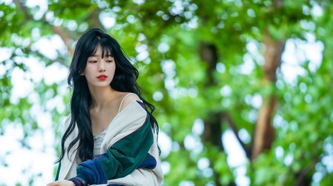 Tin tức giải trí 22-9: Hương Giang, Quỳnh Anh Shyn gây chú ý tại Milan Fashion Week - Ảnh 4. Suzy trở lại với hình ảnh trẻ trung, rạng rỡ trong phim mới - Ảnh: Soompi