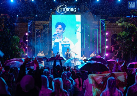 Quán quân Sing my song Cao Bá Hưng thi 'Cảm hứng Hò Dô' - Ảnh 5. Hoàng Dũng hát loạt hit "Đôi mươi", "Chẳng nói nên lời", "Nửa thập kỷ" và "Nàng thơ" tại Cảm hứng Hò Dô tối 23-9 - Ảnh: BTC