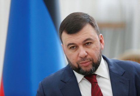 Lãnh đạo Donetsk thân Nga Denis Pushillin ban hành lệnh giới nghiêm có hiệu lực từ 24-9 - Ảnh: REUTERS Lãnh đạo Donetsk thân Nga Denis Pushillin ban hành lệnh giới nghiêm, có hiệu lực từ 24-9 - Ảnh: REUTERS
