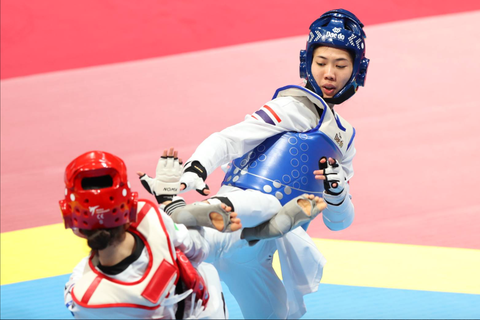 Thái Lan có HCV đầu tiên tại Asiad 19 sau 50 giây cuối nghẹt thở - Ảnh 1. Võ sĩ taekwondo Wongpattanakit Panipak lội ngược dòng khó tin giành HCV Asiad 19 - Ảnh: SSP