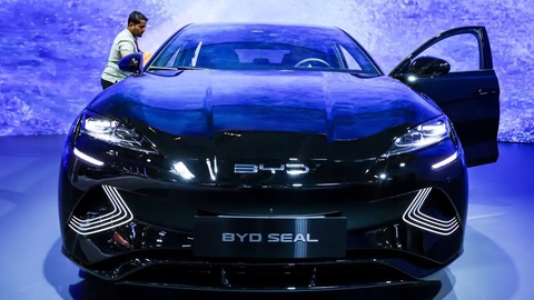Một mình Mỹ không sợ xe điện Trung Quốc giá rẻ - Ảnh 2. BYD là cái tên đáng gờm nhất tới từ làng xe điện Mỹ. Tuy nhiên những hãng xe bên dưới như NIO, Wuling, Chery hay Xpeng cũng không thể coi thường - Ảnh: Nikkei Asia