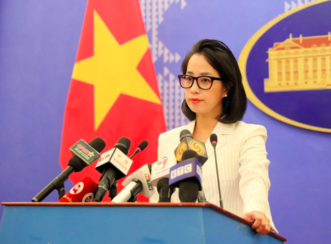 Việt Nam phản đối Trung Quốc đặt 2 trạm nhận dạng tàu thuyền ở Hoàng Sa - Ảnh 1. Người phát ngôn Bộ Ngoại giao Việt Nam Phạm Thu Hằng - Ảnh: Bộ Ngoại giao