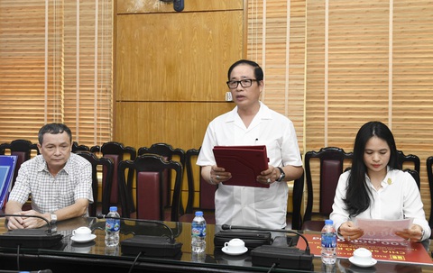 Bảo Tín Minh Châu ủng hộ gia đình các nạn nhân vụ cháy chung cư mini - Ảnh 2. Doanh nhân Văn hóa - TGĐ Vũ Minh Châu phát biểu tại buổi trao tặng