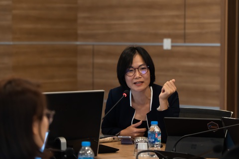 Bà Phạm Thanh Thủy đại diện K+ chia sẽ những khó khăn mà đơn vị này đấu tranh với web lậu Xôi Lạc TV thời gian qua - Ảnh: QUYÊN PHẠM Bà Phạm Thanh Thủy đại diện K+ chia sẻ những khó khăn mà đơn vị này đấu tranh với web lậu Xôi Lạc TV thời gian qua - Ảnh: QUYÊN PHẠM