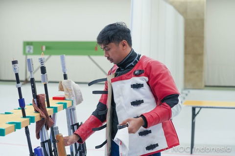 Bỏ bóng đá để theo đuổi bắn súng, Dwi Putra nhanh chóng ghi dấu ấn lịch sử cho Indonesia trên đấu trường Asiad - Ảnh: NOC INDONESIA Bỏ bóng đá để theo đuổi bắn súng, Dwi Putra nhanh chóng ghi dấu ấn lịch sử cho Indonesia trên đấu trường Asiad - Ảnh: NOC INDONESIA