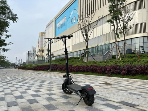 ‘Có ô tô tôi vẫn sắm thêm xe scooter điện dùng hằng ngày’ - Ảnh 1. Xe scooter điện có thể trở thành món đồ tiện dụng với chủ ô tô - Ảnh: Hội xe scooter điện Việt Nam/Facebook