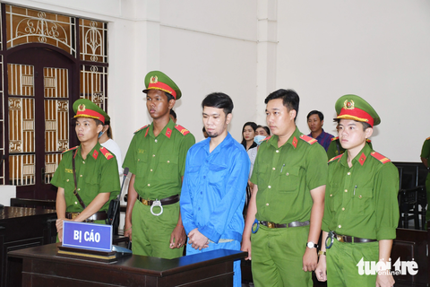 Tù chung thân cho kẻ sát hại 'người tình' ở Trà Vinh rồi chở thi thể lên TP.HCM tự thú - Ảnh 1. Đỗ Tấn Lộc tại phiên tòa xét xử sơ thẩm - Ảnh: HỒ GIANG