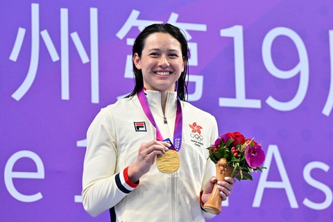 Kình ngư Haughey Siobhan Bernadette (Hong Kong, Trung Quốc) là cái tên hiếm hoi không thuộc đội bơi Trung Quốc đã phá kỷ lục tại Asiad 19 - Ảnh: REUTERS Kình ngư Haughey Siobhan Bernadette (Hong Kong, Trung Quốc) là cái tên hiếm hoi không thuộc đội bơi Trung Quốc đã phá kỷ lục tại Asiad 19 - Ảnh: REUTERS