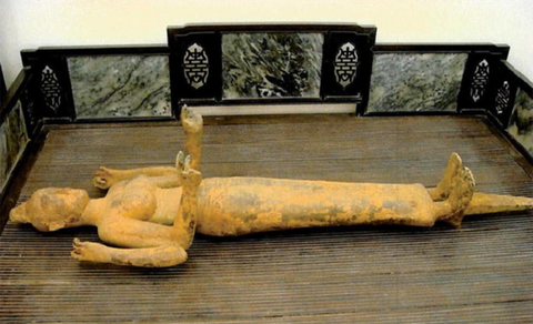 Quảng Nam muốn tiếp nhận pho tượng đồng Nữ thần Durga 4 tay bị đánh cắp ở Mỹ Sơn - Ảnh 1. Tượng đồng Nữ thần Durga 4 tay - Ảnh chụp từ website của Bộ Nội vụ Mỹ