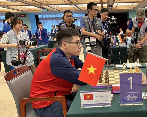 Asiad 19: Dương Thúy Vi đoạt HCĐ Kiếm thuật - Thương thuật nữ - Ảnh 3. Kỳ thủ Lê Tuấn Minh tại Asiad 19 - Ảnh: H.Đ