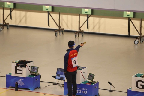 Asiad 19 ngày 28-9: Xạ thủ Quang Huy mang HCV đầu tiên về cho Việt Nam - Ảnh 5. Phạm Quang Huy đã xuất sắc đoạt HCV nội dung 10m súng ngắn hơi nam - Ảnh: HUY ĐĂNG