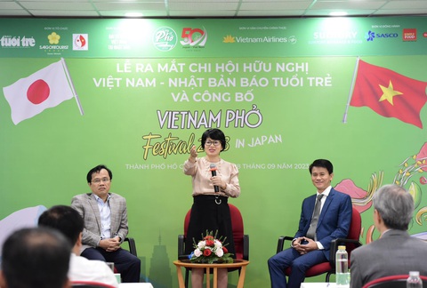 Ban Tổ chức giải đáp những thắc mắc của phóng viên liên quan đến hậu kỳ của chương trình - Ảnh: DUYÊN PHAN Ban tổ chức giải đáp những thắc mắc của các phóng viên liên quan đến hậu kỳ của chương trình Vietnam Phở Festival - Ảnh: DUYÊN PHAN