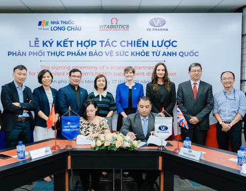 FPT Long Châu hợp tác chiến lược với VE Pharma - Ảnh 1. FPT Long Châu hợp tác chiến lược với VE Pharma - Ảnh 1.