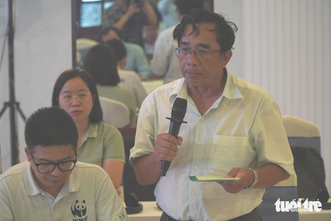 Khai thác, bù đắp cát ở đồng bằng sông Cửu Long chênh cực lớn - Ảnh 1. PGS.TS Lê Anh Tuấn - Trường đại học Cần Thơ - chất vấn về trữ lượng cát tại Đồng bằng sông Cửu Long - Ảnh: CHÍ HẠNH
