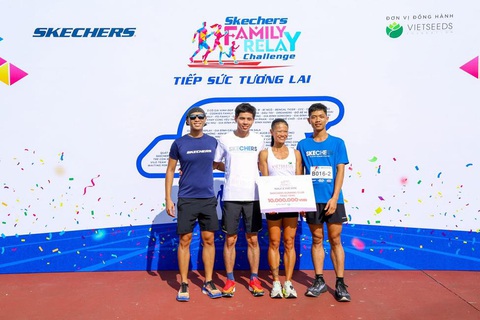 Hưởng ứng đi bộ vì cộng đồng cùng ‘Skechers Friendship Walk 2023’ - Ảnh 1. Hưởng ứng đi bộ vì cộng đồng cùng ‘Skechers Friendship Walk 2023’ - Ảnh 1.