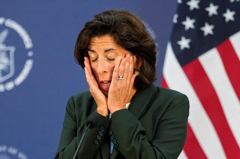 Bộ trưởng Thương mại Mỹ Gina Raimondo - Ảnh: REUTERS Bộ trưởng Thương mại Mỹ Gina Raimondo - Ảnh: REUTERS