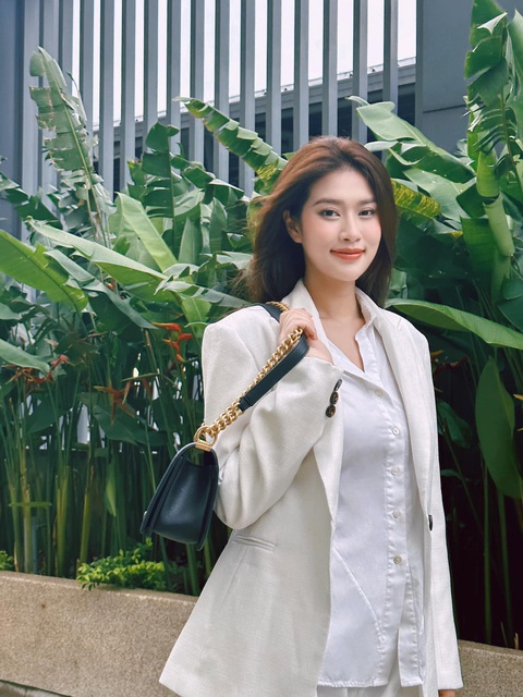 Hoa hậu có thời gian đương nhiệm ngắn nhất Việt Nam là ai? - Ảnh 3. Ảnh đời thường của hoa hậu sinh năm 2000