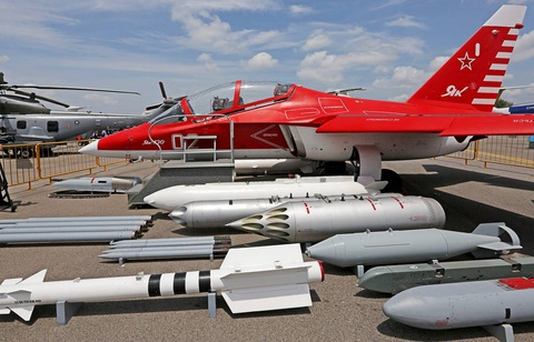 Máy bay huấn luyện chiến đấu Yakovlev Yak-130 của Nga - Ảnh: TASS Máy bay huấn luyện chiến đấu Yakovlev Yak-130 của Nga - Ảnh: TASS