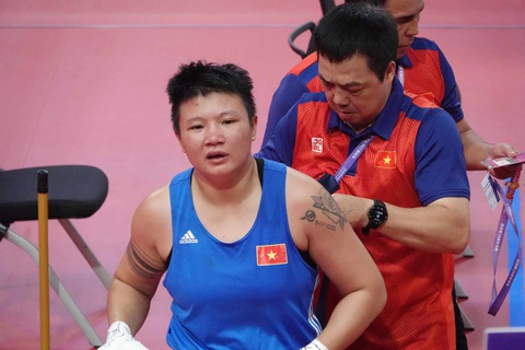 Asiad 19: Võ sĩ Diễm Quỳnh vào bán kết, cầm chắc huy chương - Ảnh 2. Võ sĩ Lưu Diễm Quỳnh cầm chắc huy chương ở Asiad 19 - ẢNH: NAM TRUNG