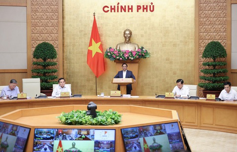 Kinh tế chuyển biến tích cực từng tháng, từng quý, kịch bản tăng trưởng cao nhất năm 2023 tăng 6% - Ảnh 1. Thủ tướng chủ trì phiên họp Chính phủ thường kỳ - Ảnh: VGP
